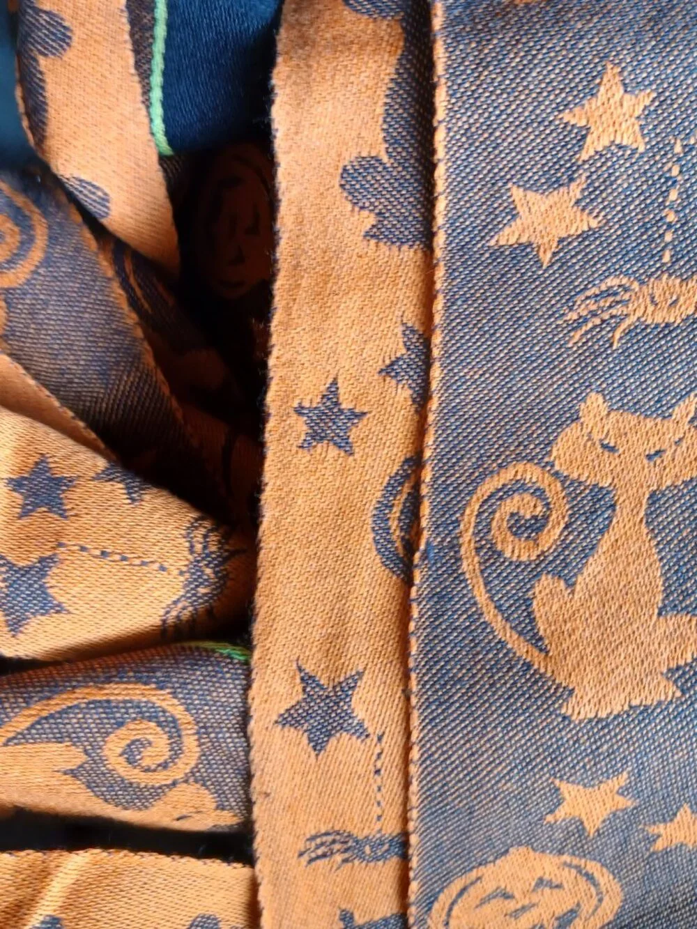 Halloween Fabric 8 yds QUALITY Pumpkins Black Cats Spiders 8 YARDS